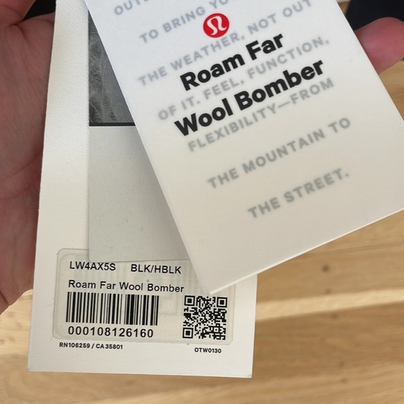NWT Reversible Lululemon ‘Roam Far’ wool bomber - Picture 4 of 6